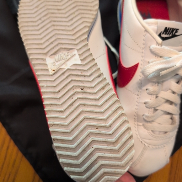 Nike White Leather Sneakers. "Forrest Gump" Style. Size 7 Ladies. - Picture 5 of 5